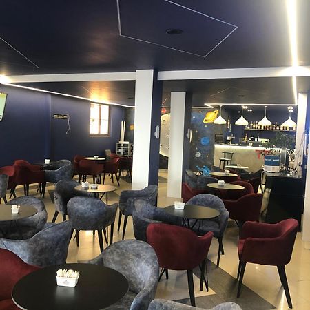 Vila Al3 Durrës Buitenkant foto